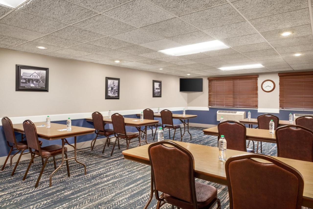 Americinn By Wyndham Sauk Centre Extérieur photo