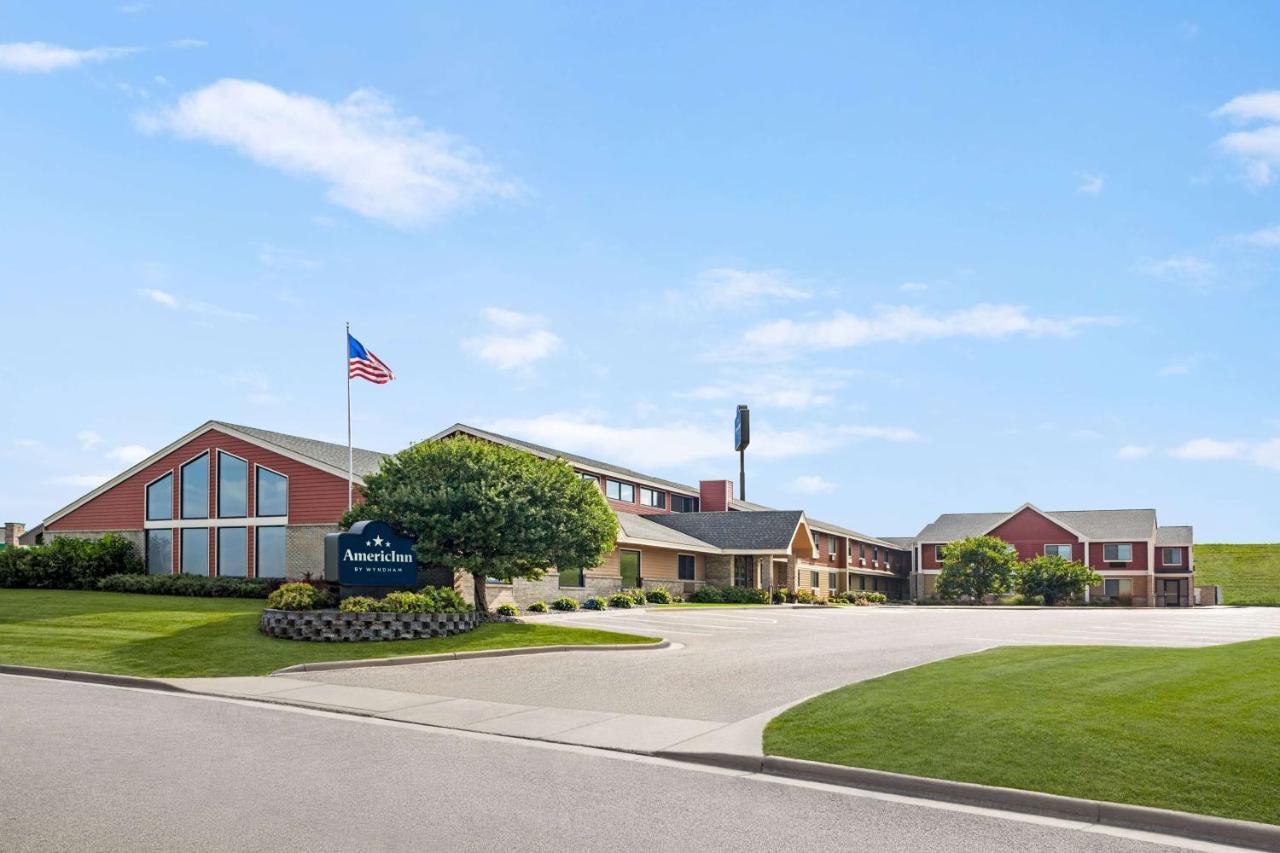 Americinn By Wyndham Sauk Centre Extérieur photo