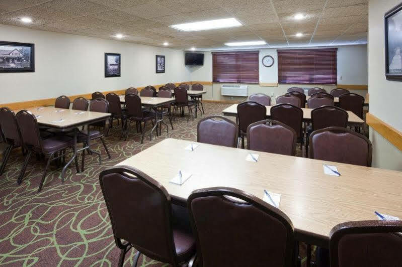 Americinn By Wyndham Sauk Centre Extérieur photo